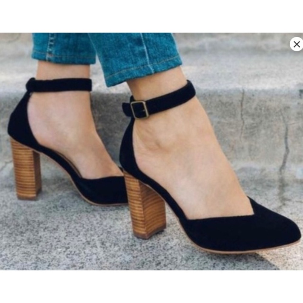 Soludos‎ Collette Black Velvet Stacked Heels Almond Toe Ankle Strap Size 5